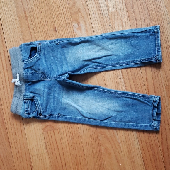 Pants/jeans bundle 2T 🦦 - Picture 4 of 5